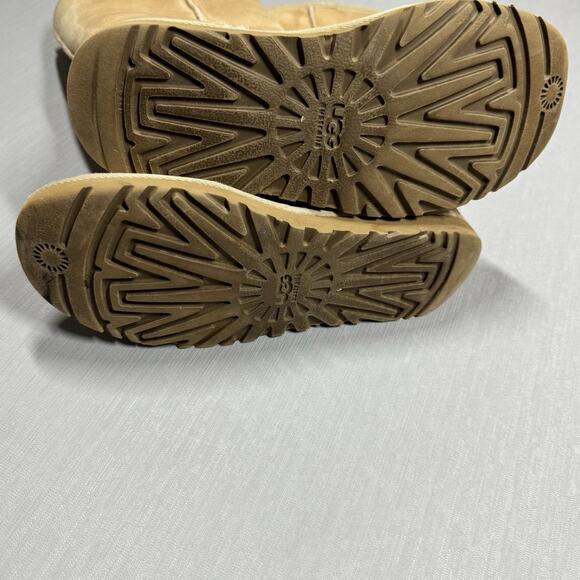 UGG Australia CLASSIC TALL Suede Sheepskin Boots Chestnut 5815 Size 6 Honey Tan - Picture 3 of 9